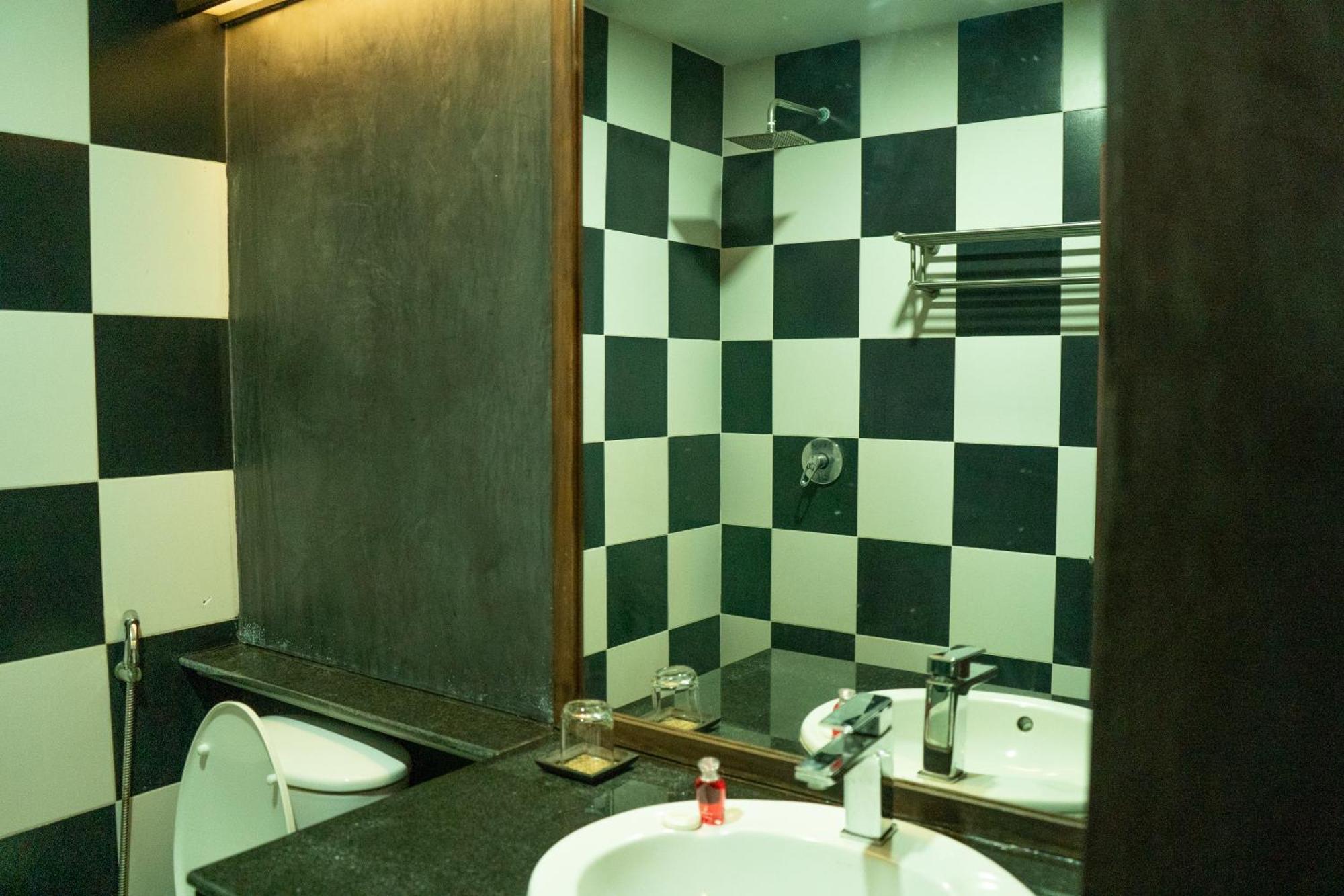 Jungle Sanctuary Hotel Sziemreap Kültér fotó